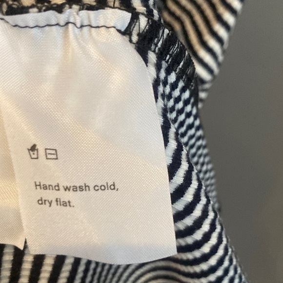 Reformation NWT Tulip dress black and white striped sexy size XS - Picture 9 of 9